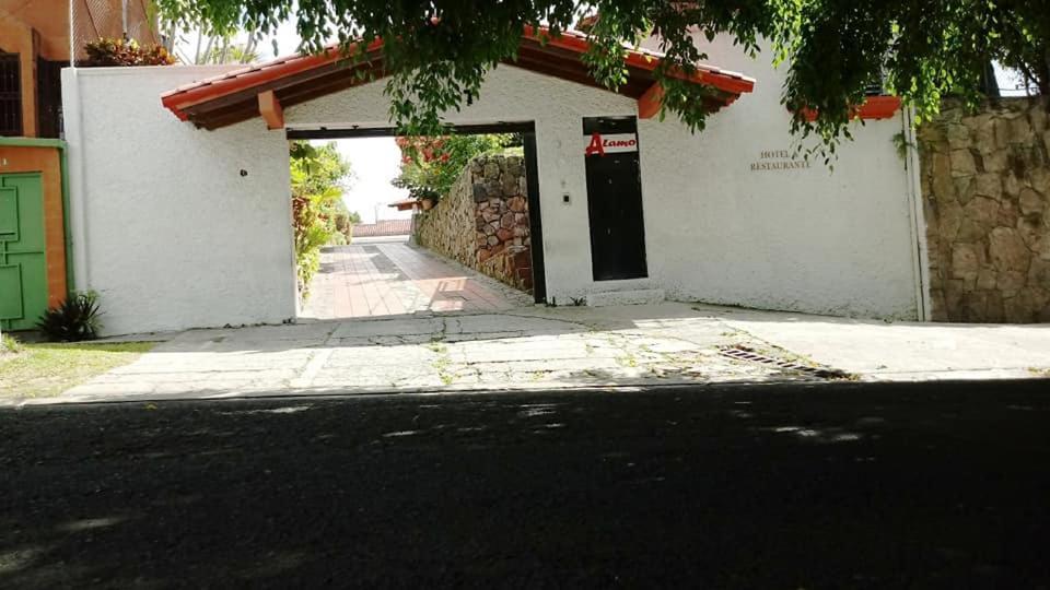 Hotel Alamo Internacional San Salvador Exterior photo